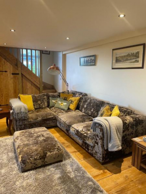 Meagill Cottage a Cozy retreat with hot tub
